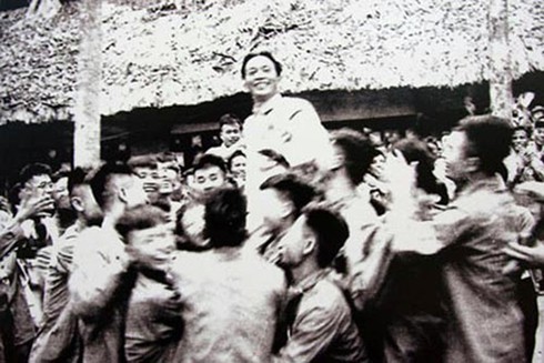 Những hình ảnh lịch sử về Đại tướng Võ Nguyên Giáp - ảnh 4