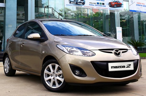 VinaMazda ra mắt Mazda2S mới sang trọng hơn - ảnh 1