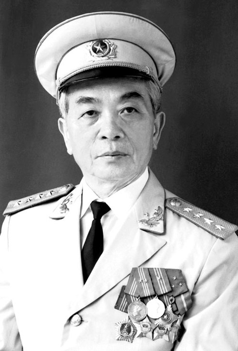 Quốc sử lưu danh, lòng dân tạc tượng! - ảnh 1