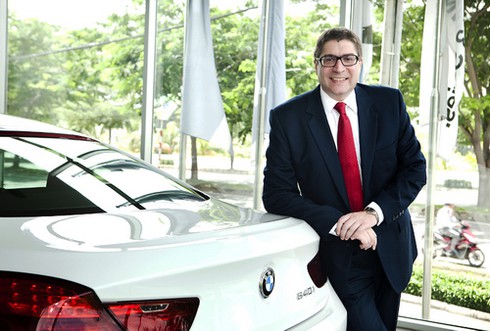 Dù giá cao khách Việt vẫn mua hết 5 dòng xe BMW ở VMS 2013 - ảnh 2