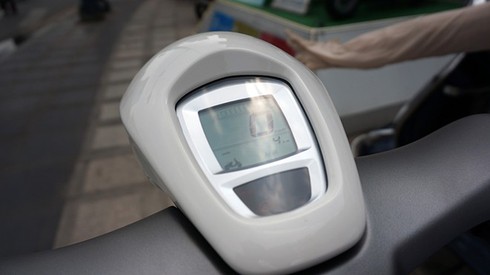 50 chiếc Vespa 946 giá 380 triệu đã đến tay khách hàng Việt - ảnh 4