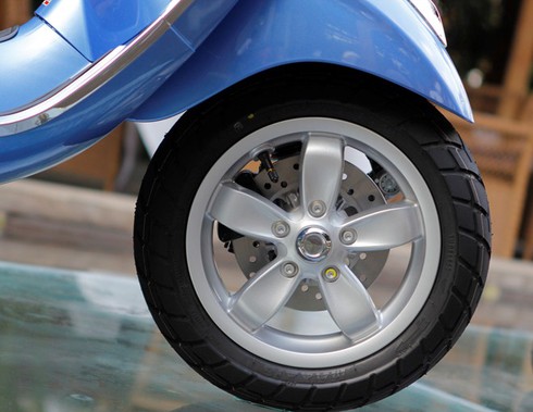 Vẻ đẹp Vespa Primavera - chiếc xe thay thế LX - ảnh 4