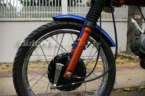 Dân chơi Sài thành độ Honda 67 thành xe café racer 16