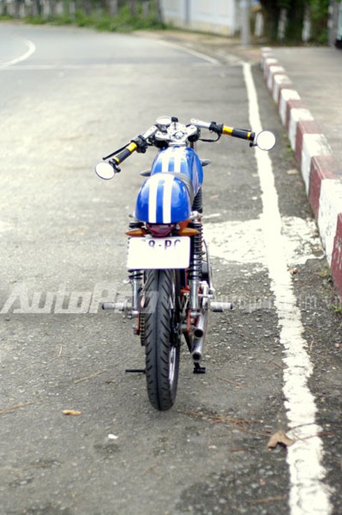 Dân chơi Sài thành độ Honda 67 thành xe café racer 10