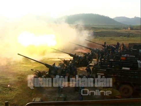 Quân chủng PK-KQ diễn tập bắn đạn thật pháo phòng không (Clip) - ảnh 3