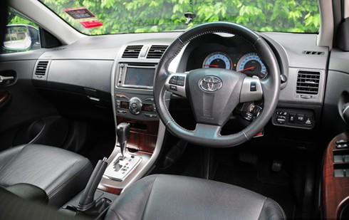Toyota Altis 2014 sắp về VN hơn Altis cũ điểm gì? - ảnh 3