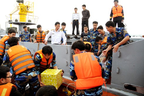 Theo tàu Hải quân ra thăm đảo Lý Sơn và Cồn Cỏ - ảnh 2