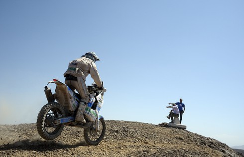 Những hình ảnh đẹp nhất cuộc đua Dakar Rally 2014 - ảnh 25