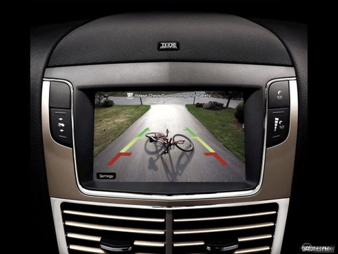 Những trang bị công nghệ cần có trên ô tô ở VN - ảnh 1