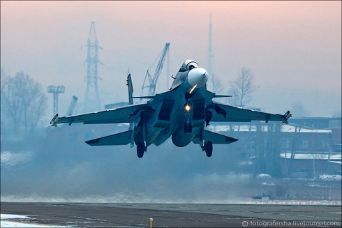 Bên trong nhà máy sản xuất tiêm kích Su-30SM - ảnh 13