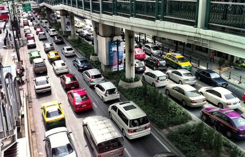 Đến bao giờ ôtô Việt rẻ như ở Thái Lan, Indonesia? - ảnh 2
