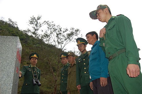 Khi bộ đội biên phòng trở thành người con của bản - ảnh 2