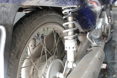 Rửa xe máy tự động