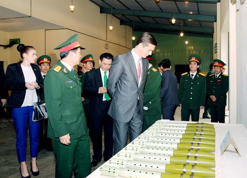 Việt Nam - Slovakia tăng cường hợp tác quốc phòng - ảnh 2