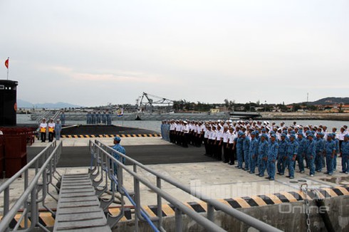 Hình ảnh tập Lễ thượng cờ quốc gia tàu ngầm Kilo Việt Nam - ảnh 2