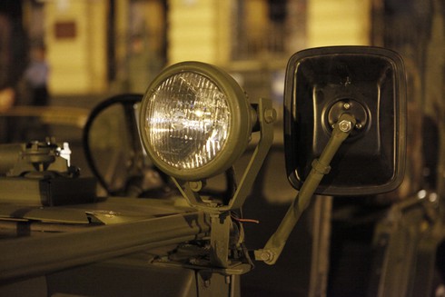 Dân chơi xe Jeep 'duyệt binh' qui mô trước Nhà Hát Lớn Hà Nội - ảnh 28