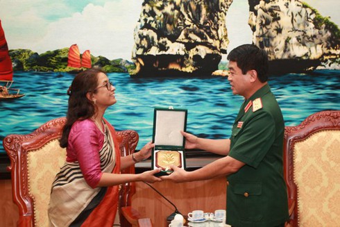 Đại biểu Học viện Quốc phòng Ấn Độ phản đối hành động của Trung Quốc - ảnh 2