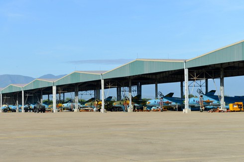 Toàn cảnh Tiêm kích bom SU22-M4 vào mùa bay huấn luyện - ảnh 23