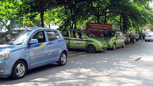 Những cách chống nóng hiệu quả cho ô tô mùa hè - ảnh 1