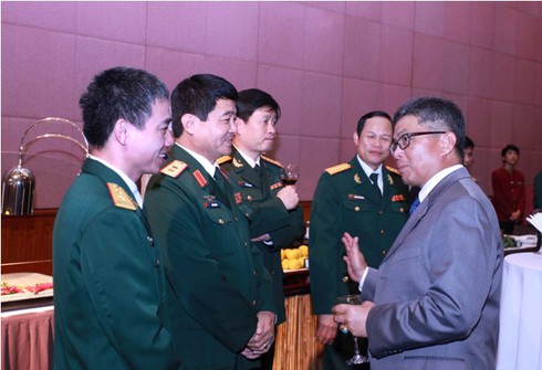 Quân đội VN chúc mừng quân đội Brunei nhân ngày thành lập lực lượng - ảnh 4