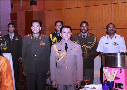 Quân đội VN chúc mừng quân đội Brunei nhân ngày thành lập lực lượng - ảnh 3