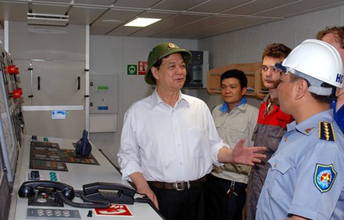 Thủ tướng thị sát tàu Kiểm ngư 781 lớn nhất VN vừa hoàn thành - ảnh 3