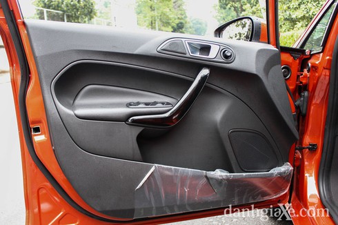 Đánh giá chi tiết Ford Fiesta 2014 - ảnh 12