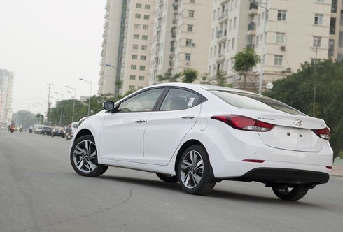 Hyundai Elantra 2014 mới có giá từ 649 triệu đồng tại Việt Nam - ảnh 2