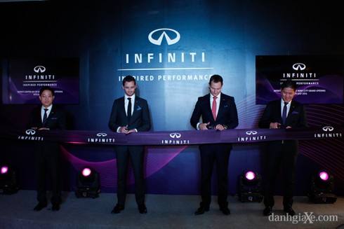 Xe sang Infiniti khai trương showroom đầu tiên tại Việt Nam - ảnh 3