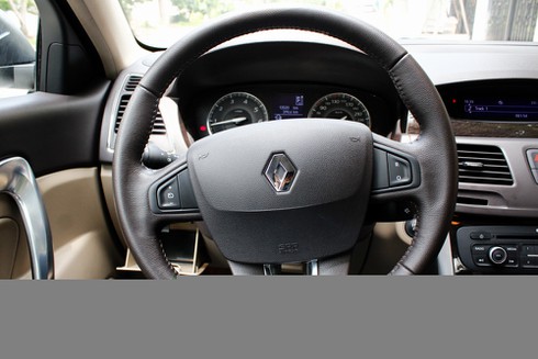 Đánh giá chi tiết xe Renault Latitude - đối thủ Honda Accord - ảnh 50