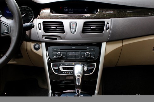 Đánh giá chi tiết xe Renault Latitude - đối thủ Honda Accord - ảnh 66