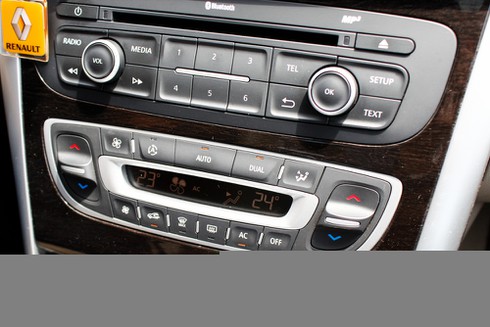 Đánh giá chi tiết xe Renault Latitude - đối thủ Honda Accord - ảnh 72