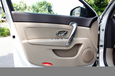 Đánh giá chi tiết xe Renault Latitude - đối thủ Honda Accord - ảnh 56