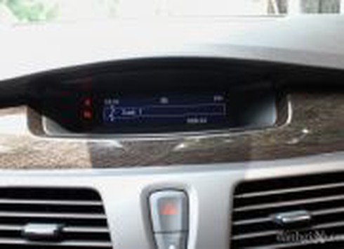 Đánh giá chi tiết xe Renault Latitude - đối thủ Honda Accord - ảnh 68