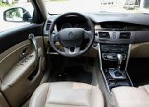 Đánh giá chi tiết xe Renault Latitude - đối thủ Honda Accord - ảnh 42