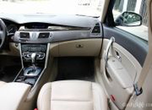 Đánh giá chi tiết xe Renault Latitude - đối thủ Honda Accord - ảnh 43