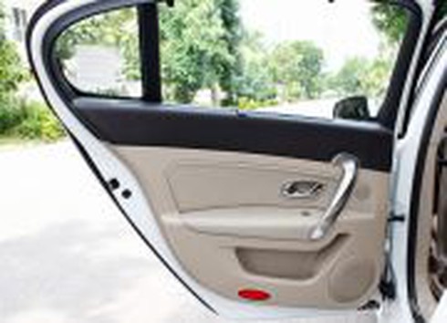 Đánh giá chi tiết xe Renault Latitude - đối thủ Honda Accord - ảnh 58