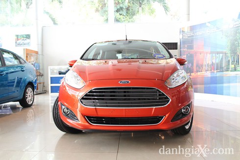 Mới lái ô tô và mua xe lần đầu cần chú ý những điều này - ảnh 1