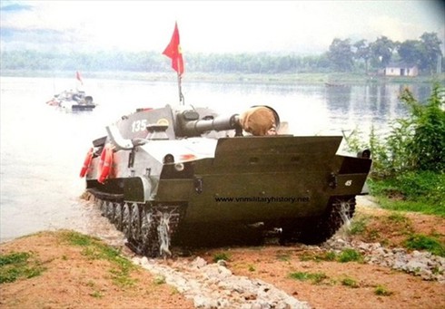 Bộ đôi pháo tự hành hạng nặng trong quân đội Việt Nam - ảnh 4