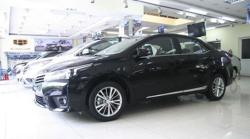 Toyota Altis 2014 đã có mặt tại VN với giá khoảng 1 tỷ đồng - ảnh 1