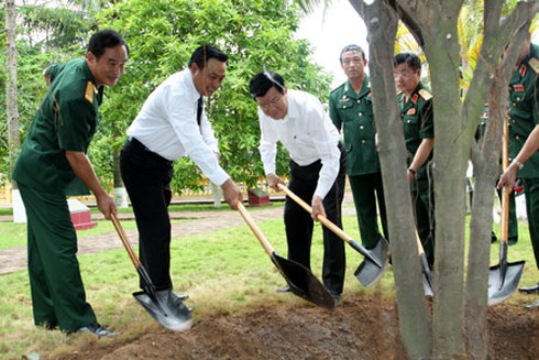 Chủ tịch nước kiểm tra sẵn sàng chiến đấu tại Quân đoàn chủ lực - ảnh 7