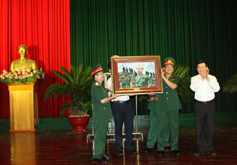 Chủ tịch nước kiểm tra sẵn sàng chiến đấu tại Quân đoàn chủ lực - ảnh 5