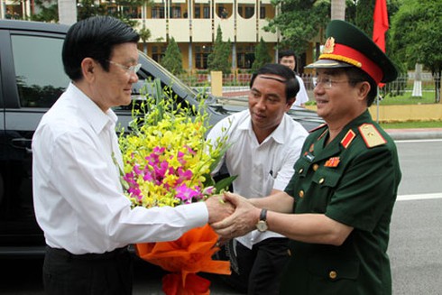 Chủ tịch nước kiểm tra sẵn sàng chiến đấu tại Quân đoàn chủ lực - ảnh 2