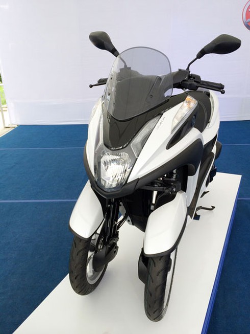 Xe máy 3 bánh Yamaha Tricity vừa tới Hà Nội - ảnh 2