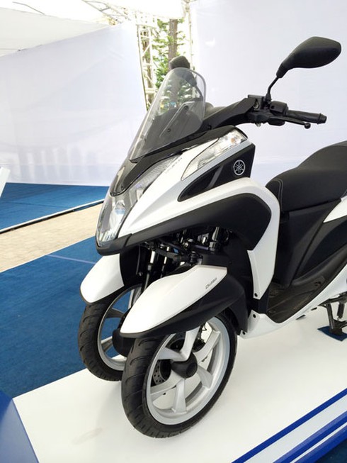 Xe máy 3 bánh Yamaha Tricity vừa tới Hà Nội - ảnh 3