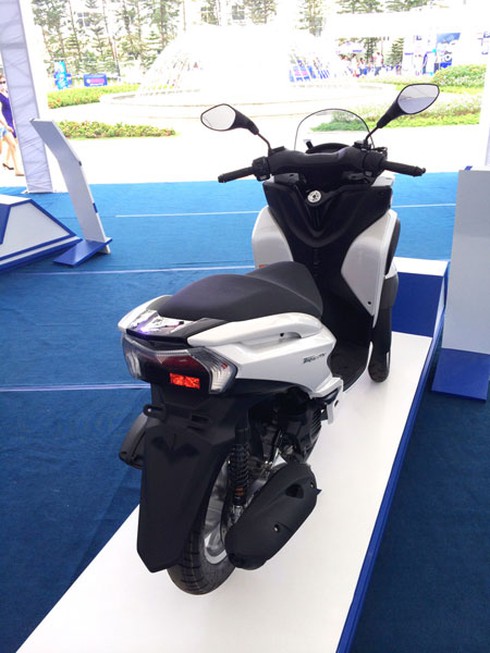 Xe máy 3 bánh Yamaha Tricity vừa tới Hà Nội - ảnh 4
