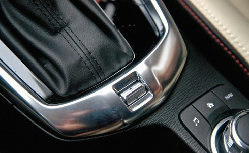 Chi tiết Mazda2 2015 sắp bán ra thị trường Việt Nam - ảnh 15