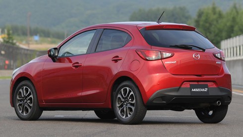 Chi tiết Mazda2 2015 sắp bán ra thị trường Việt Nam - ảnh 1