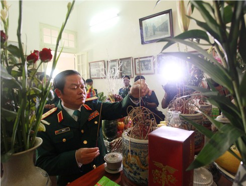 Tướng lĩnh quân đội VN dâng hương tưởng nhớ Đại tướng Lê Trọng Tấn - ảnh 5