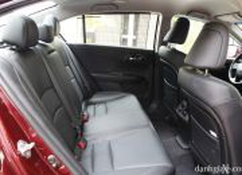 Chọn Honda Accord 2014 hay Peugeot 508? - ảnh 25